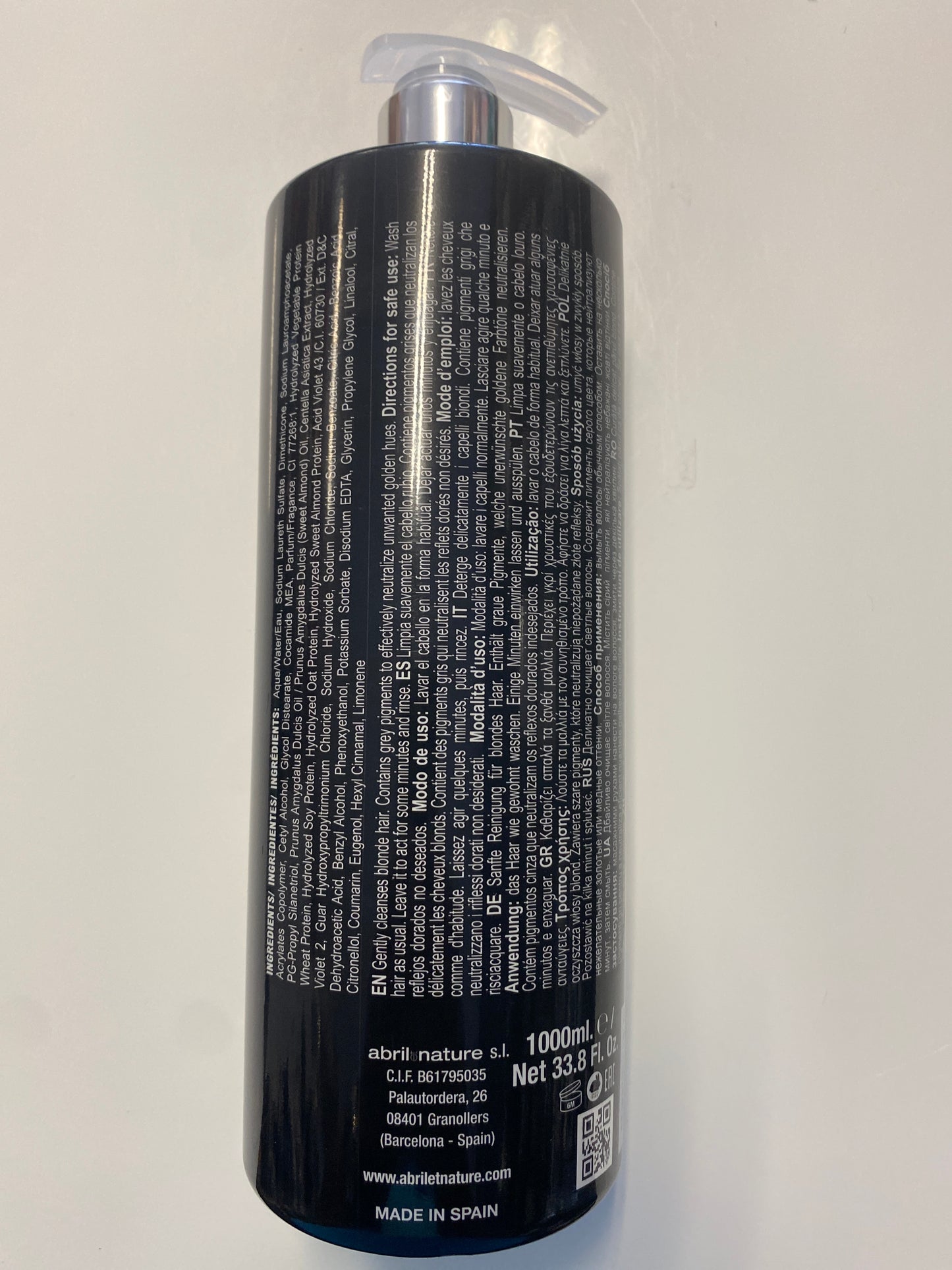 Abril black carbon shampoo 33.8 oz